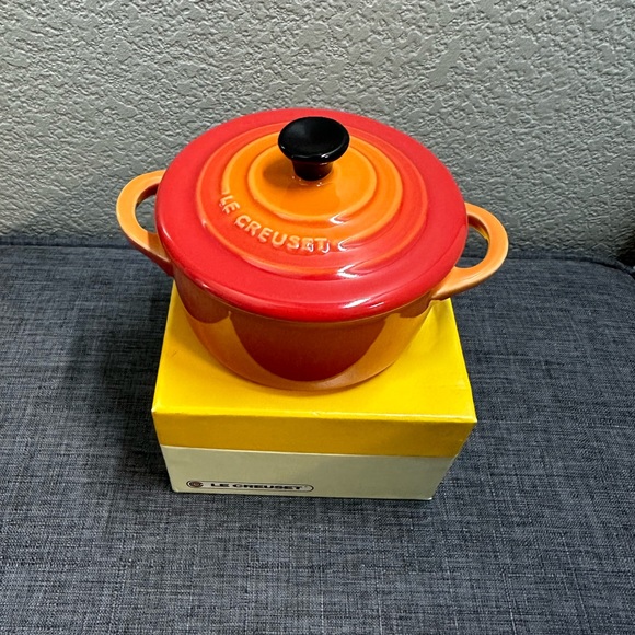 Le Creuset mini cocotte - Picture 3 of 4